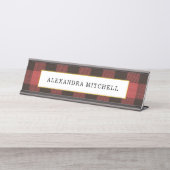 フェイクな金ゴールドフレームが付いている赤くおよび黒いバッファローの格子縞 デスクネームプレート (正面)