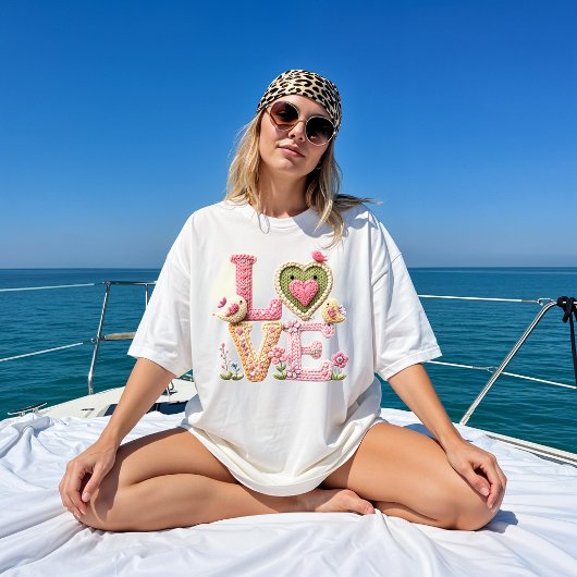 フェイクヤーンで編まれた"LOVE" トライブレンドＴシャツ