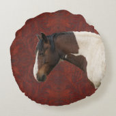 フェイク工具革とインディアンプ絵を描リントスタリオン ラウンドクッション (裏面)