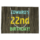 フェイク木、色彩の鮮やか文字の外観、22誕生日+名前 ラージペーパーバッグ (裏面)