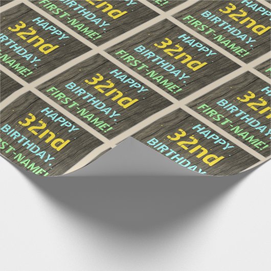 フェイク木、色彩の鮮やか文字の外観、32番目の誕生日+名前 ラッピングペーパー (角)