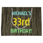 フェイク木、色彩の鮮やか文字の外観、33誕生日+名前 ラージペーパーバッグ (正面)