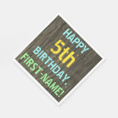 フェイク木、色彩の鮮やか文字の外観、5誕生日+名前 スタンダードランチョンナプキン (角)