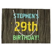 フェイク木、色彩の鮮やか文字ルック、29誕生日+名前 ラージペーパーバッグ (裏面)