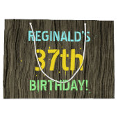 フェイク木、色彩の鮮やか文字ルック、37誕生日+名前 ラージペーパーバッグ (裏面)