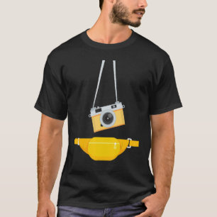 フェイク観光客フォトグラファーぶら下がったストラップのカメラ&W Tシャツ