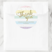 フェイク金ゴールドレインボーストライプズ赤ちゃんシャワーありがとう ラウンドシール (バッグ)