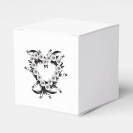 フェザーとブラックパールのハート形状 フェイバーボックス