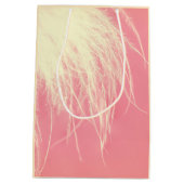 フェザークリームとピンクかわいい ミディアムペーパーバッグ (裏面)