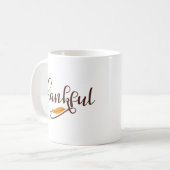 フェザー ボホ ネイティブ 感謝 タイポグラフィ コーヒーマグカップ (正面左)