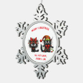フェスティバルおもしろいの疲れ果てた黒いクリスマス猫 スノーフレークピューターオーナメント (右)