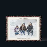フェスティバルのモダン明るい黒縁どのクリスマス写真 シーズンカード<br><div class="desc">この祝フェスティバルの休日のフォトカードでシーズンを迎えお洒落て縁ど、ピンクと銅の紙吹雪を振りかける。デザインは家族お気に入りのの写真をフレームし、家族の名前と年の編集可能な文字を含む。このカードは、陽気な休日の願いをツイストで送信するモダンのに最適スタイリッシュである。</div>