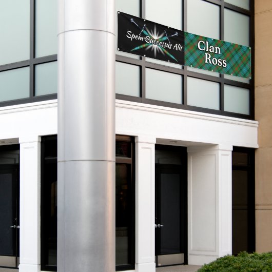 フェスティバルの一族のロスの高地のテント 横断幕 (ビルの外側)