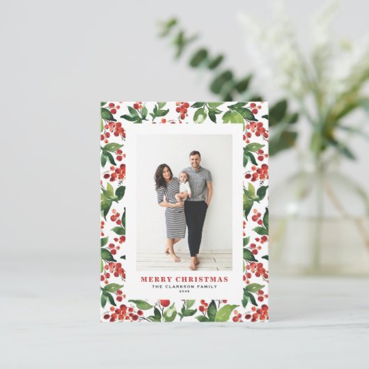 フェスティバルの緑とウィンターベリーの写真クリスマス シーズンポストカード (スタンド正面)