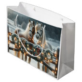 フェスティバルの馬とクリスマスライト ラージペーパーバッグ (裏面アングル)