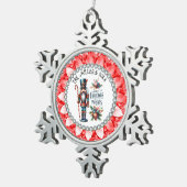 フェスティバルクリスマスくるみクラッカーレッドダイアモンフレーム スノーフレークピューターオーナメント (右)