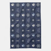 フェスティバルクリスマススノーフレーク、オーナメントと木 キッチンタオル (縦)