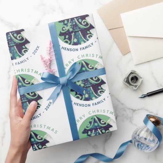 フェスティバルグリーンクリスマスツリーファミリーホリデー ラッピングペーパー (ギフト)