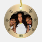 フェスティバルゴールデンメタリックスノーフレーク家族の写真 セラミックオーナメント (正面)