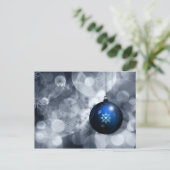 フェスティバルシルバーおよびブルーオーナメントホリデーカード シーズンポストカード (スタンド正面)