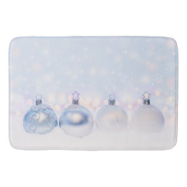 フェスティバルシルバーのクリスマスボールを雪に バスマット