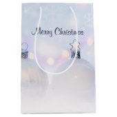 フェスティバルシルバーのクリスマスボールを雪に ミディアムペーパーバッグ (正面)