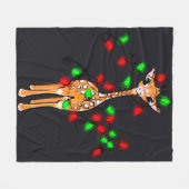 フェスティバルホリデーキリン、赤い緑のキラキラ光 フリースブランケット (正面(横))