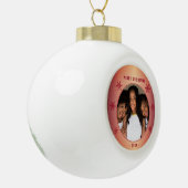 フェスティバルレッドメタリックスノーフレーク家族の写真 セラミックボールオーナメント (左)