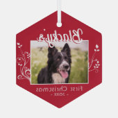 フェスティバル初めてのクリスマス子犬の葉赤い写真 ガラスオーナメント (裏面)