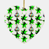 フェスティバル姿スケートで滑るクリスマスデザイン セラミックオーナメント (裏面)