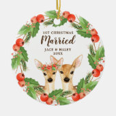 フェスティバル鹿パーソナライズされた第1クリスマス結婚した セラミックオーナメント (正面)