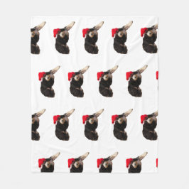 フェスティバル&サンタハットを着たかわいいベルネドードル フリースブランケット