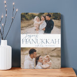 フェスティバル | 2写真Hanukkah シーズンカード<br><div class="desc">私たちのフェスティバルとエレガントハヌカーのカードデザインはあなたの家族の写真の2つを表示する完璧なお気に入りの方法である。デザインは石板ブルーセリフタイポグラフィと手書き文字のに「ジョイ・ハヌカー」を加え、ご家族の名前も付けている。カードは白い星模様に逆向き。</div>