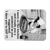 フェミおもしろいニストが私をサンドイッチにする マグネット (横)