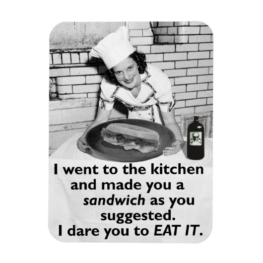 フェミおもしろいニストが私をサンドイッチにする マグネット (縦)