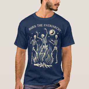 フェミニストのハロウィンおもしろいプレム家父長制を焼く Tシャツ
