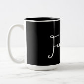 フェミニストマグカップ – 女性の権利の強化 ツートーンマグカップ (左)