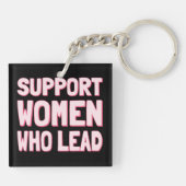 フェミニスト選挙 – IIIをリードする女性をサポート キーホルダー (裏面)