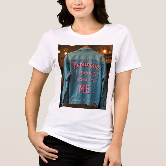 フェミニズムは私に良く見える トライブレンドTシャツ (正面)