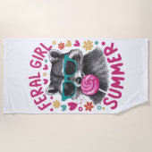 フェラルガールサマーオポッサムヴィンテージ ビーチタオル (正面)