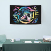 フェラルガールサマーオポッサム絞り染めラクーン 横断幕 (トレードショー)