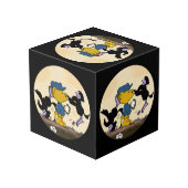 フェラルドとペスキーのカラスの立方体 フォトキューブ (裏面アングル)