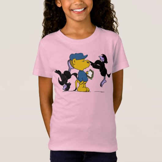 フェラルドと厄介なカラスのTシャツ Tシャツ (正面)