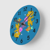 フェラルドの泳ぎ ラウンド壁時計 (傾斜)