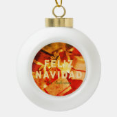 フェリズナビダードレッド金ゴールドグリーンエレガントクリスマス セラミックボールオーナメント (正面)