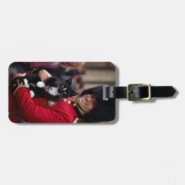 フェリーニのロンドンアドベンチャー – 伝統に守られた ラゲッジタグ