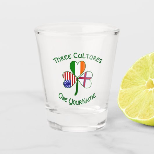 フェロー島出身のアイルランド系アメリカ人 フラッグ シャムロック ショットグラス (正面)