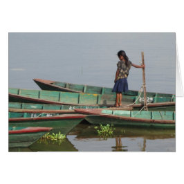 フェワ湖の夏の日