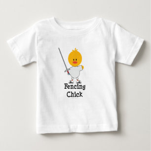 フェンシングのひよこの乳児のティー ベビーTシャツ