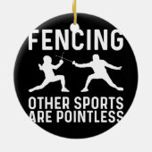 フェンシングカッコいいギフト女子男性へフェンサースポーツエペ セラミックオーナメント (裏面)